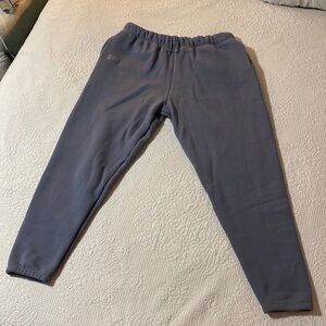 Set active heavyweight sweats in pebble